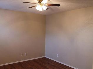 5537 Stoney Glen Dr, Mesquite, TX 75150