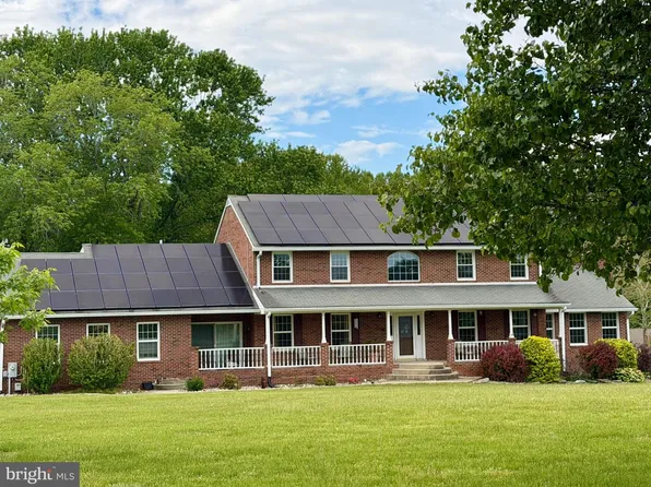 6118 Fishers Station Rd, Lothian, MD 20711