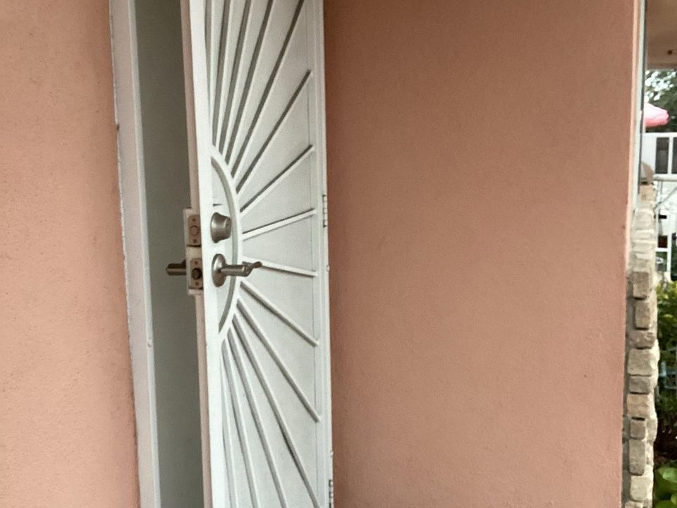 1st image of 4924 E San Juan St #B