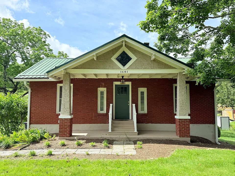 1681 Linville Creek Rd