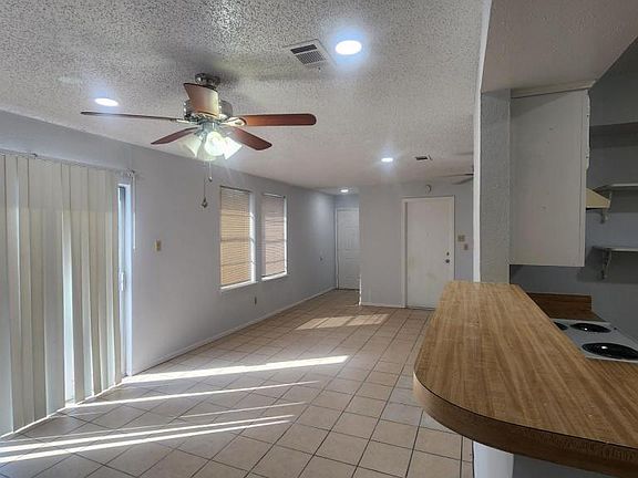 5th image of 123 Prairie Creek Cir #123