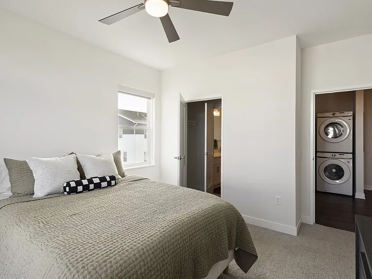 The Espen Residences - Townhomes — Photo 34