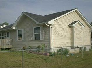 2743 E Elm St, Des Moines, IA 50317