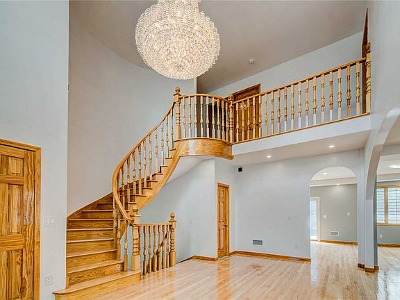 3rd image of 25316 Cullman Ave