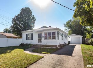 9 Starcevich Ct, Pekin, IL 61554