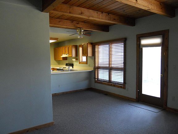 4th image of 102 Shorthorn Dr