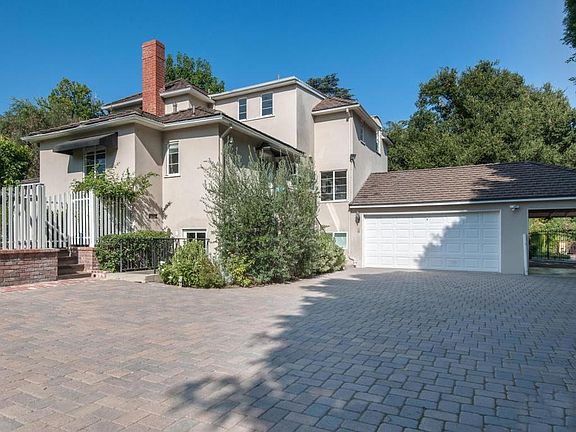 3rd image of 1623 Hillcrest Ave