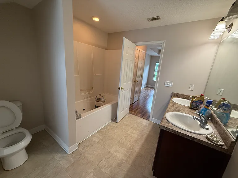 702 Tattnall Dr — Photo 7