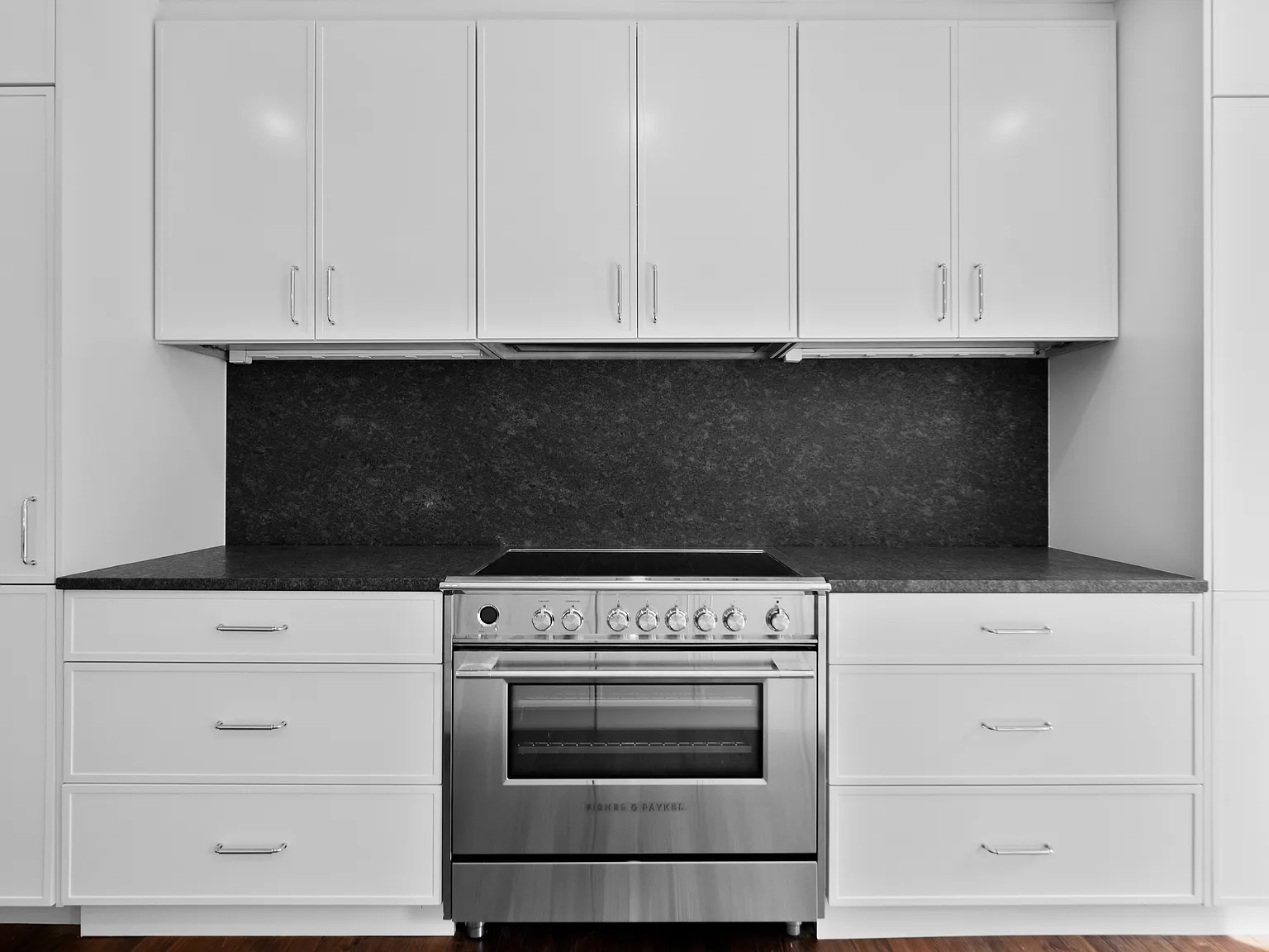 3 bed, 2.5 bath, $5,950 — Photo 4