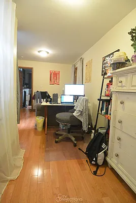 Rented by City Connections Realty | media 34