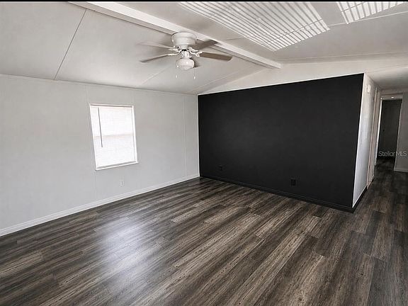 3rd image of 35 Sunset Cir