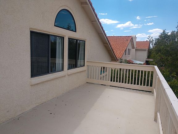 5th image of 824 W Clear Creek Way