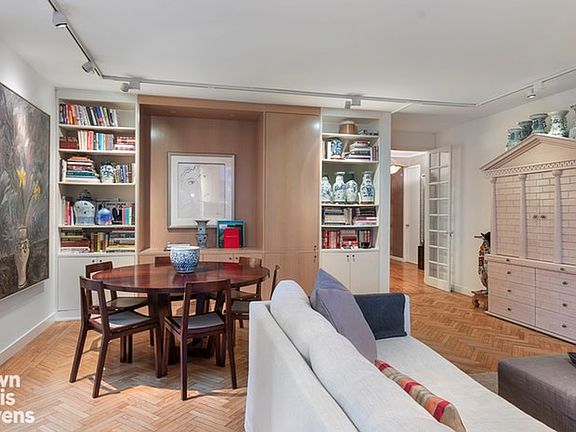 2nd image of 15 W 53rd St #9J