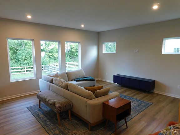 4th image of 1642 Whitewater Trails Blvd