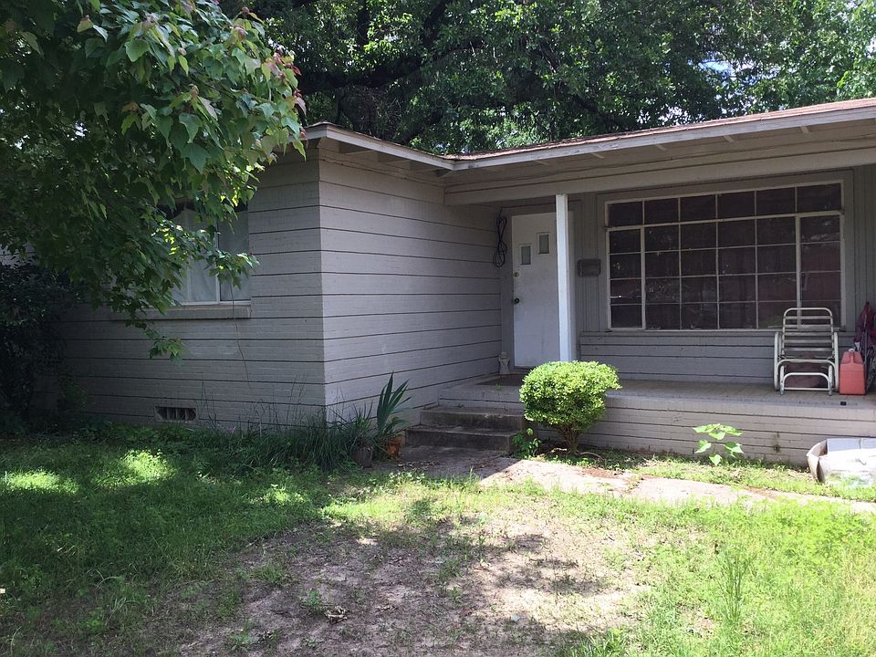 1st image of 1615 Southpoint Dr