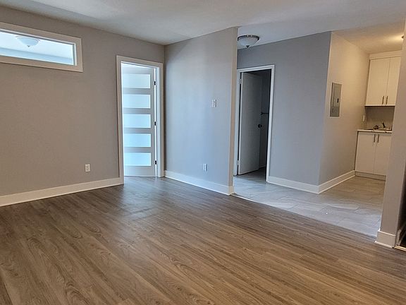 5th image of 371 Gilmour St #796168