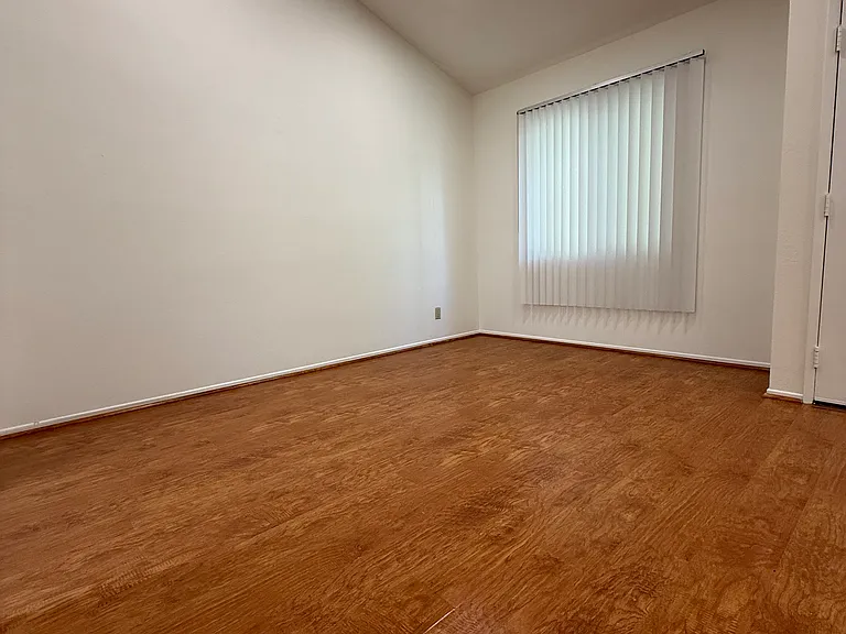 3340 Honolulu Ave #2 — Photo 6