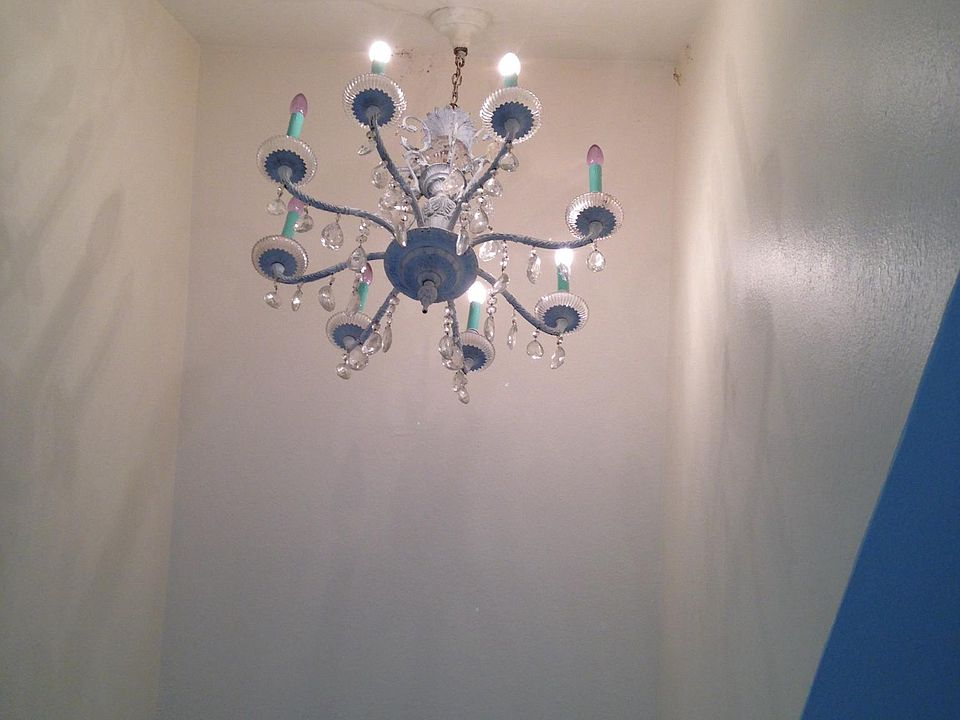 Chandelier in Front Foyer