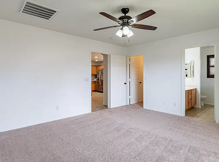 3740 E Timberline Rd — Photo 13