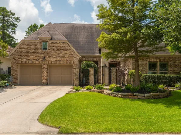 31 Woodglade Way, Tomball, TX 77375