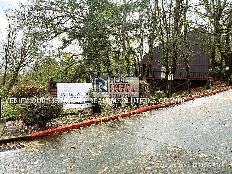 100 Kerr Pkwy #44 — Photo 33