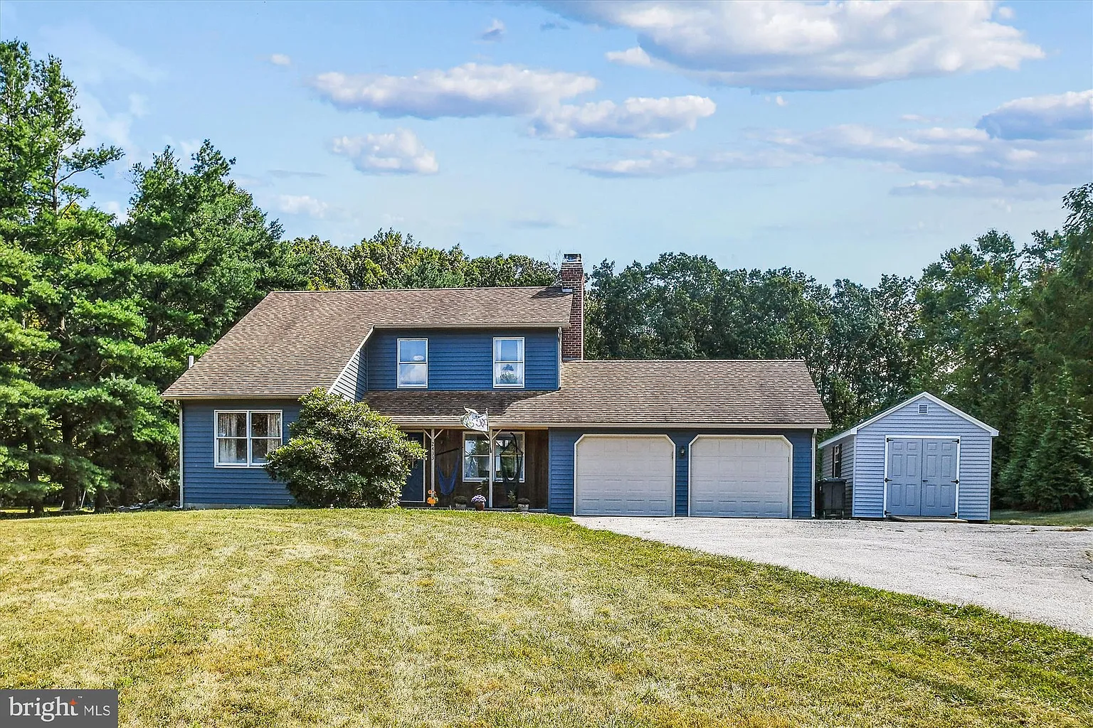 2433 Snydersburg Rd photo 1