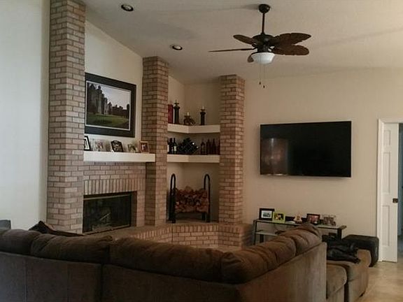 3rd image of 1011 Barkwood Ct