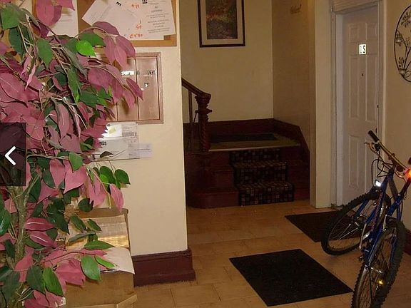 3rd image of 2836 Stanton Ave #2