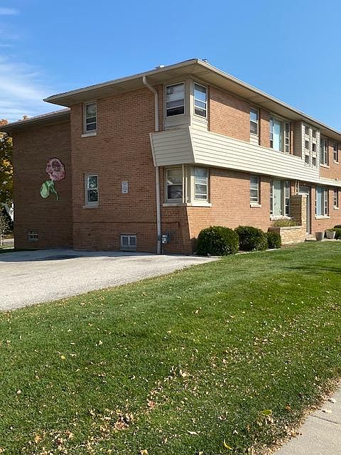 1st image of 6330 W Lisbon Ave APT 2