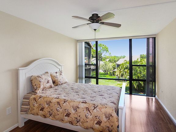 5th image of 618 Bird Bay Dr S APT 309