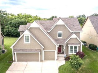 21113 W 61st St, Shawnee, KS 66218