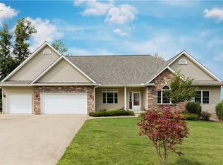 8810 Evelyn Way, Waterford, PA 16441