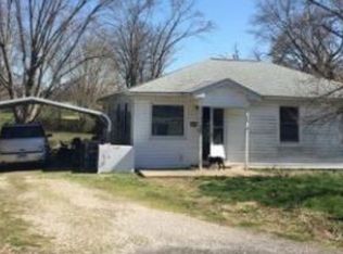 6419 Sunset Dr, Godfrey, IL 62035