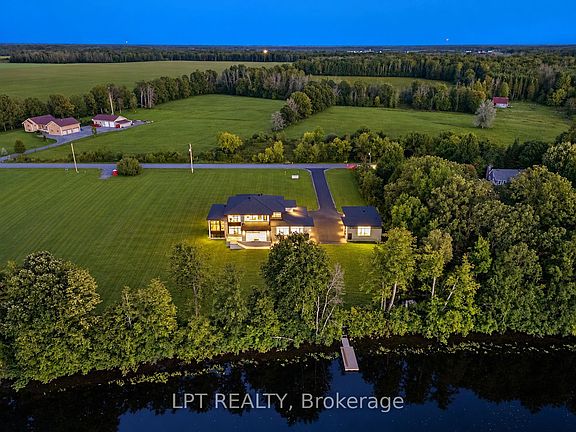 5th image of 1063 River Rd