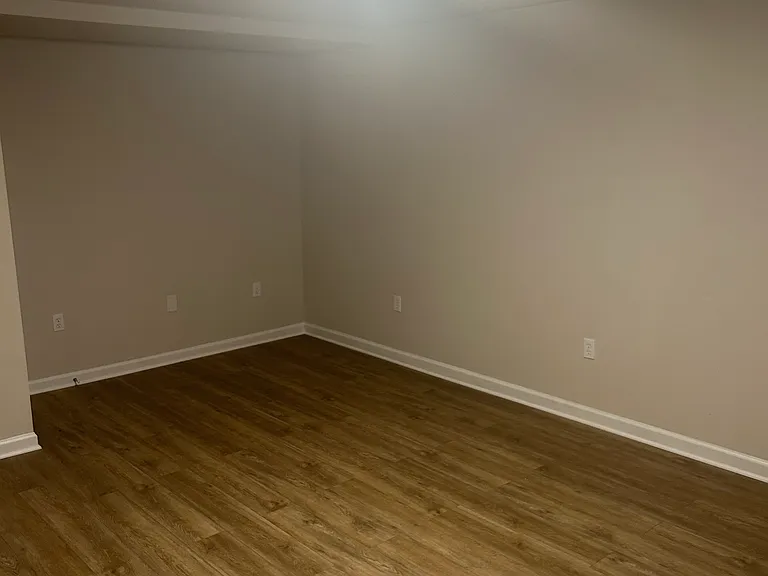 501 Georgetowne Ct — Photo 12