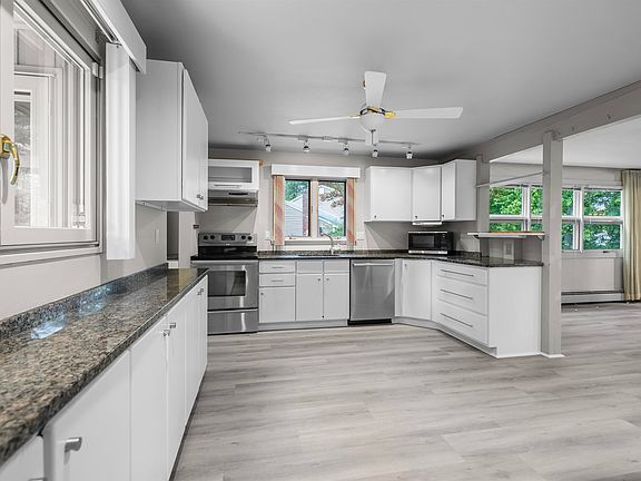2nd image of 5 Birch Hill Drive