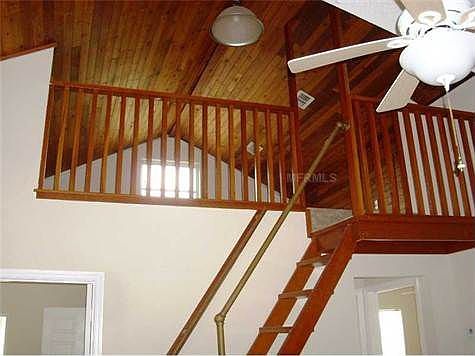 4th image of 400 S Cobble Ct