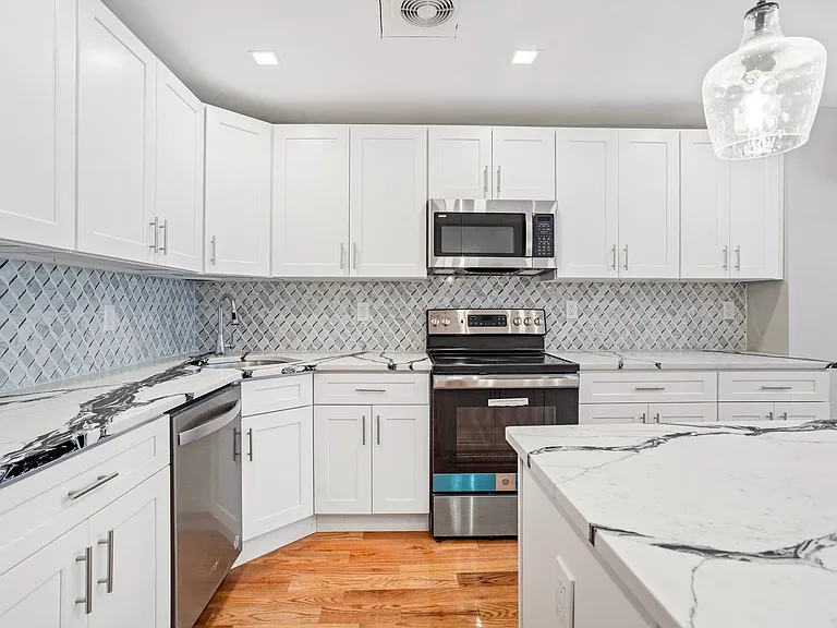 1253 Saint Marks Ave #1 — Photo 3