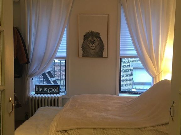 4th image of 118 Macdougal St APT 16