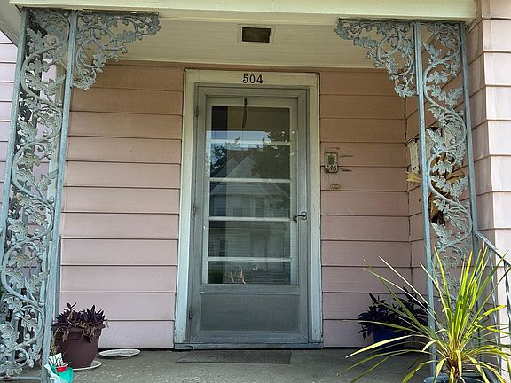 Front door off Axtell Street
