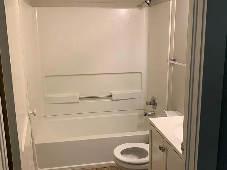 1512 Houston St #4 — Photo 7