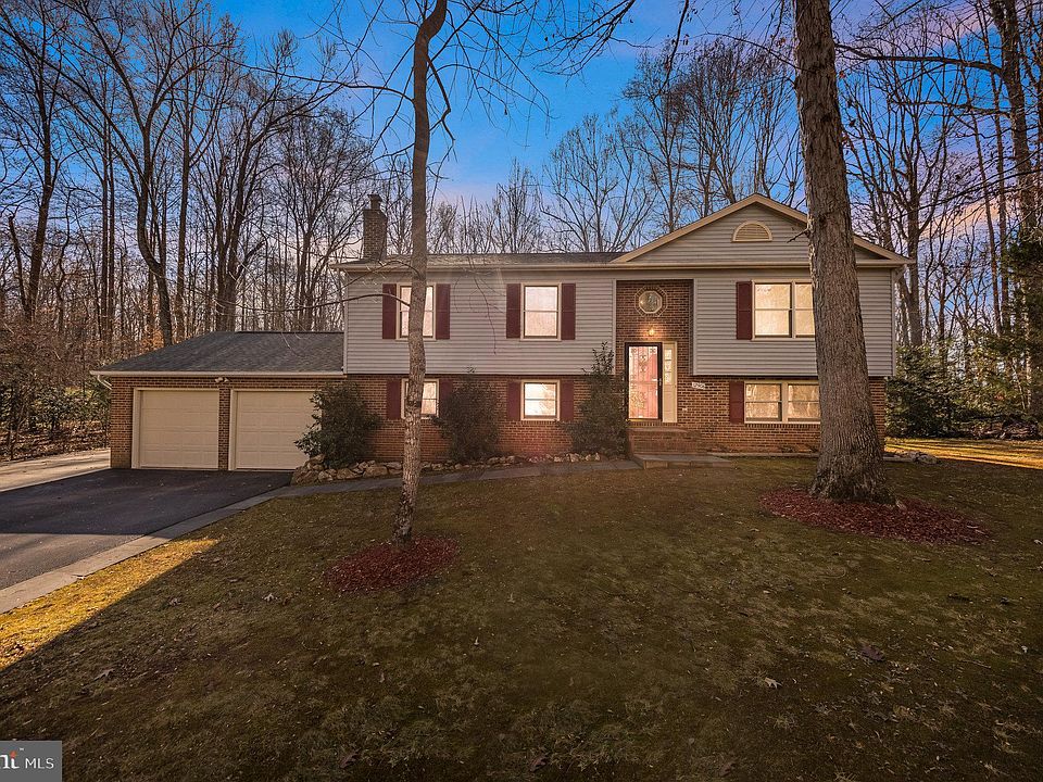 1st image of 12906 Lake Wilderness Ln