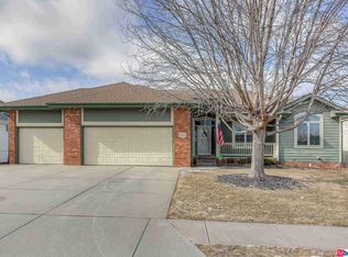 11920 Timberridge Dr, Bellevue, NE 68123