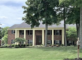 7223 Royalgreen Dr, Cincinnati, OH 45244