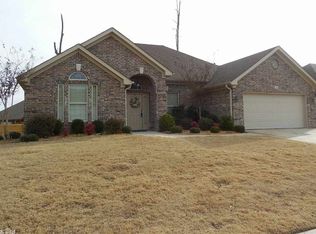 3010 Millbrook Dr, Benton, AR 72015