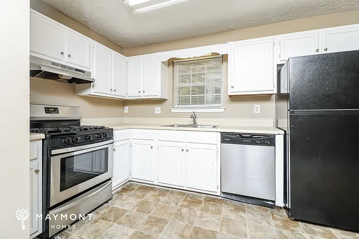 2640 Trail Creek Cir — Photo 8