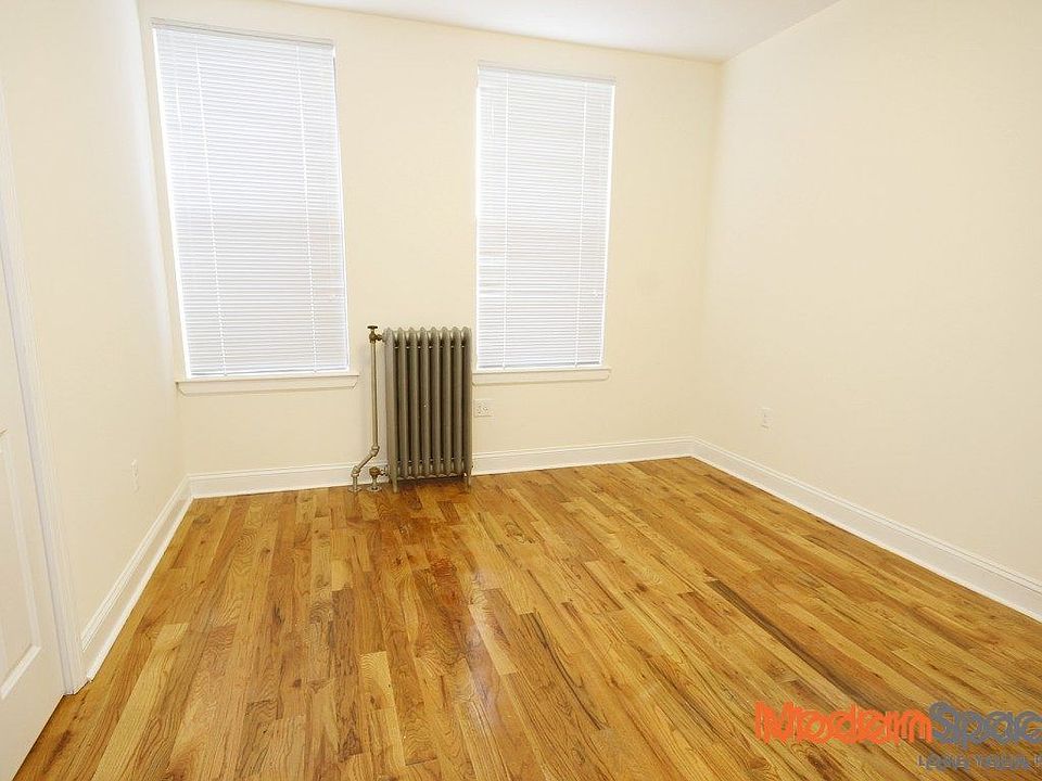 2nd image of 2246 31st St #3
