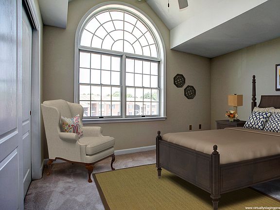 3rd image of 6916 Fairfax Dr Unit 306