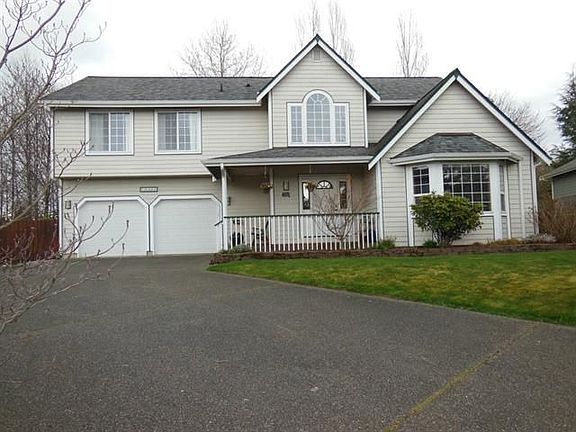 2nd image of 2922 Stirling Ct SE