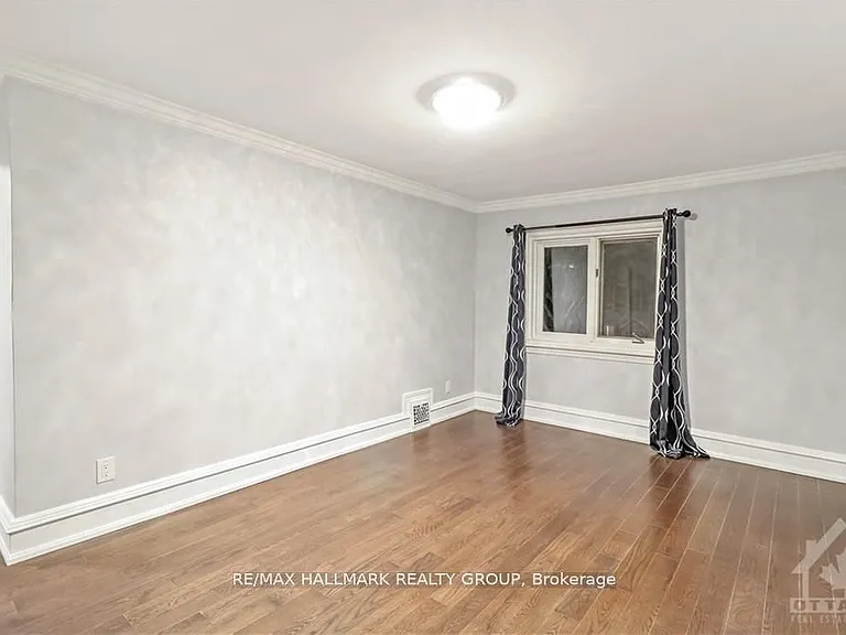 205 Blackburn Ave — Photo 10